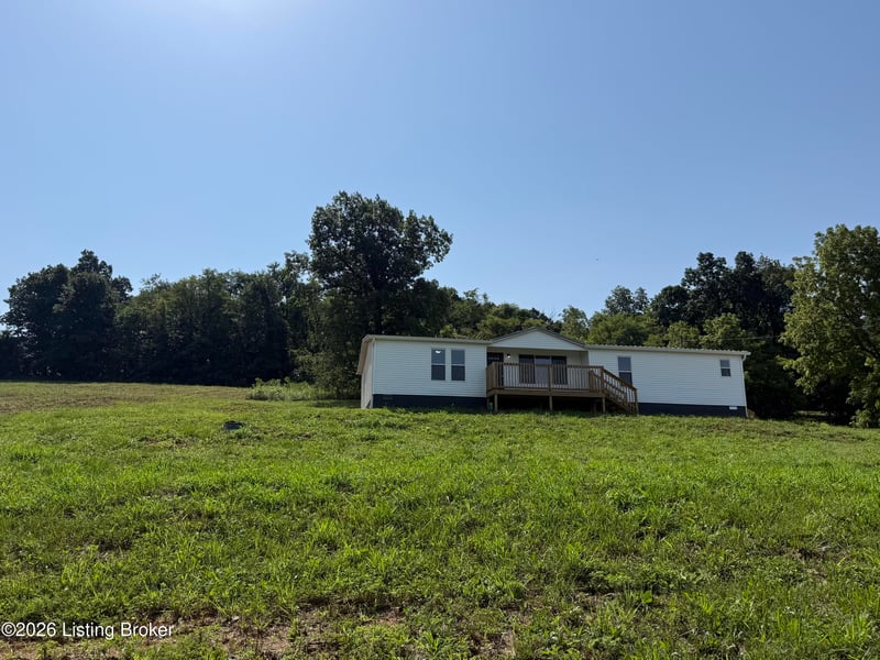 351 Cloverdale Ests Rd, Irvington, KY 40146