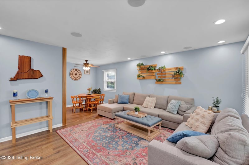 3511 Autumn Way, Louisville, KY 40218