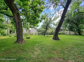 3511 Manslick Rd, Louisville, KY 40215
