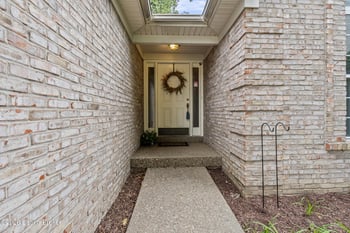 3521 Coventry Tee Ct, Louisville, KY 40241