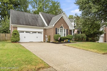 3521 Westwood Farms Dr, Louisville, KY 40220