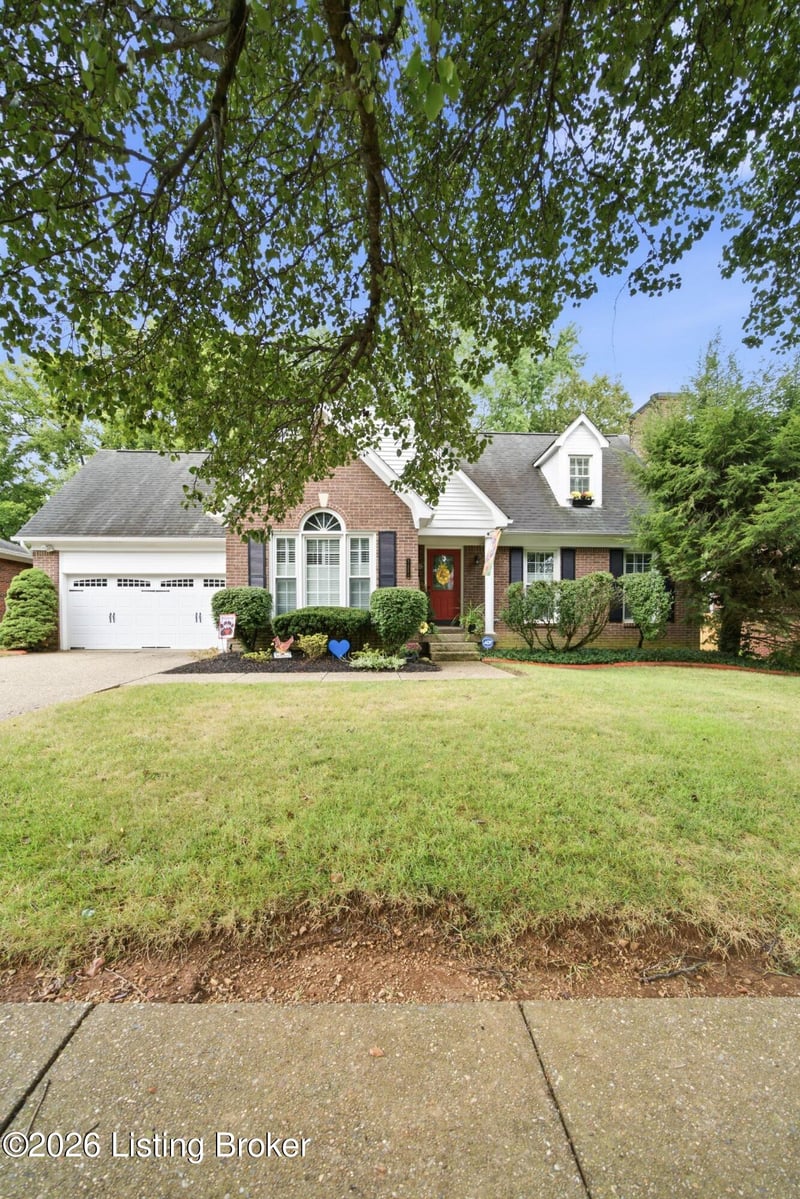 3521 Westwood Farms Dr, Louisville, KY 40220