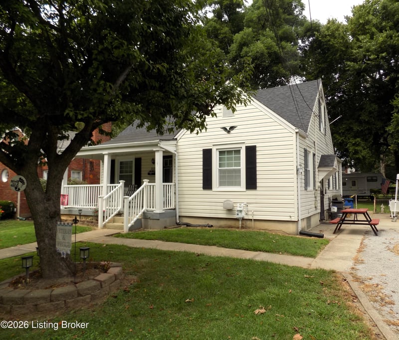 3535 Warner Ave, Louisville, KY 40207