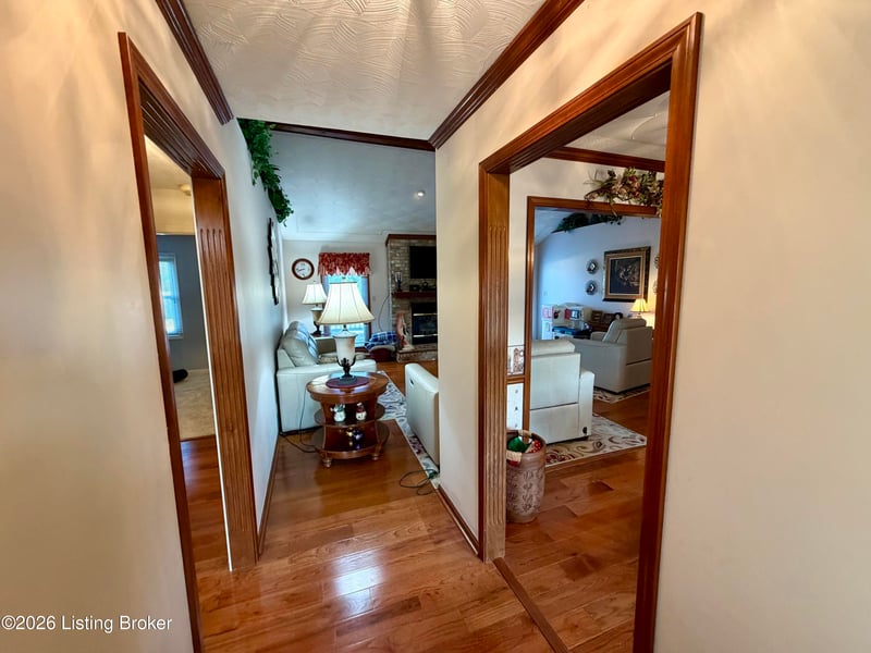 354 Deacon Trace Rd, Taylorsville, KY 40071