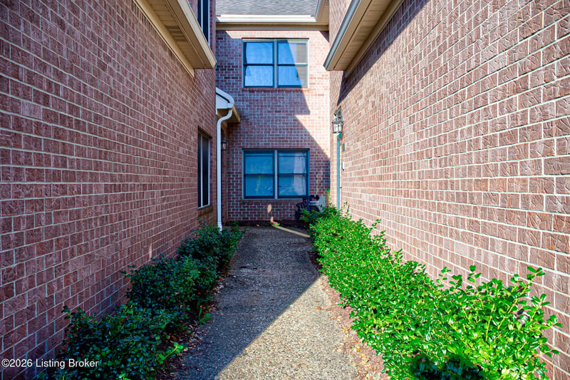 3540 Hurstbourne Ridge Blvd, Louisville, KY 40299