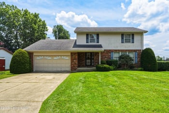 355 Knobview Dr, Shelbyville, KY 40065