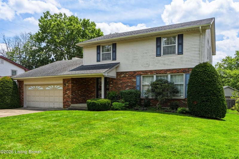 355 Knobview Dr, Shelbyville, KY 40065
