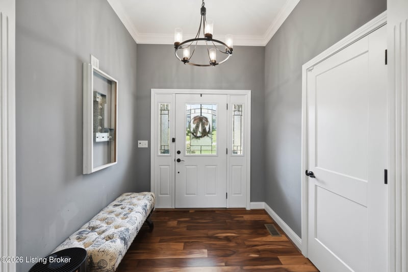 356 Elk Chase Dr, Taylorsville, KY 40071