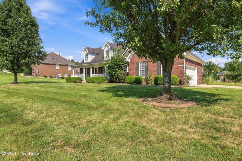 359 S Peak Ave, Shepherdsville, KY 40165