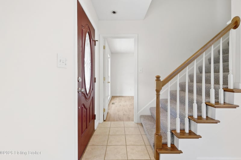 359 S Peak Ave, Shepherdsville, KY 40165
