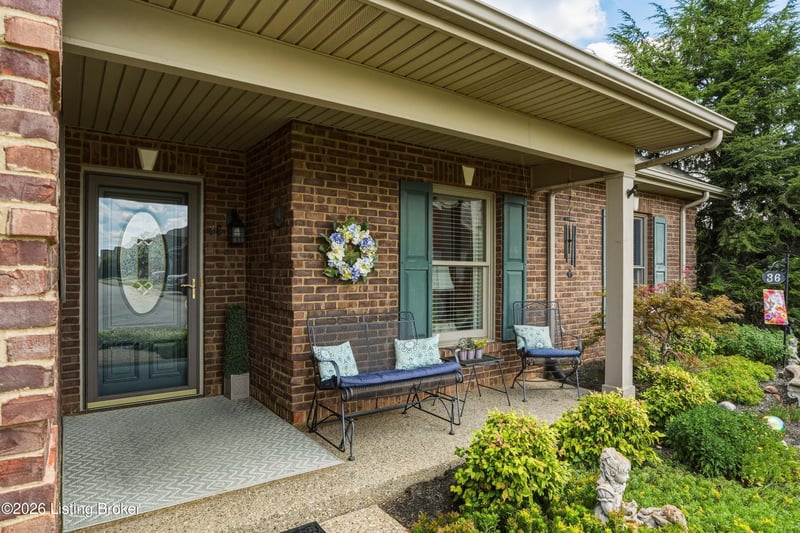 36 Trace Ln, Shelbyville, KY 40065