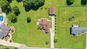 360 Aquaview Dr, Shepherdsville, KY 40165