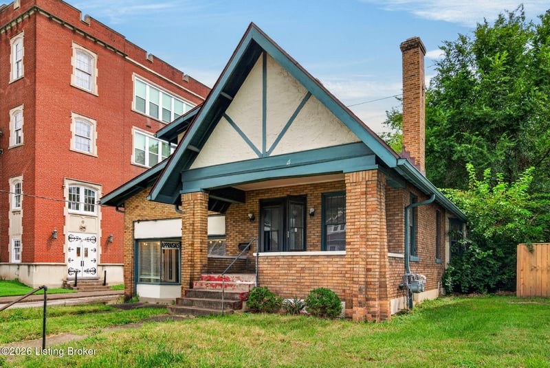 3600 W Market St, Louisville, KY 40212