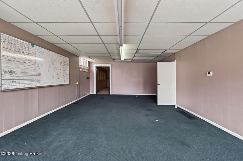 3600 W Market St, Louisville, KY 40212