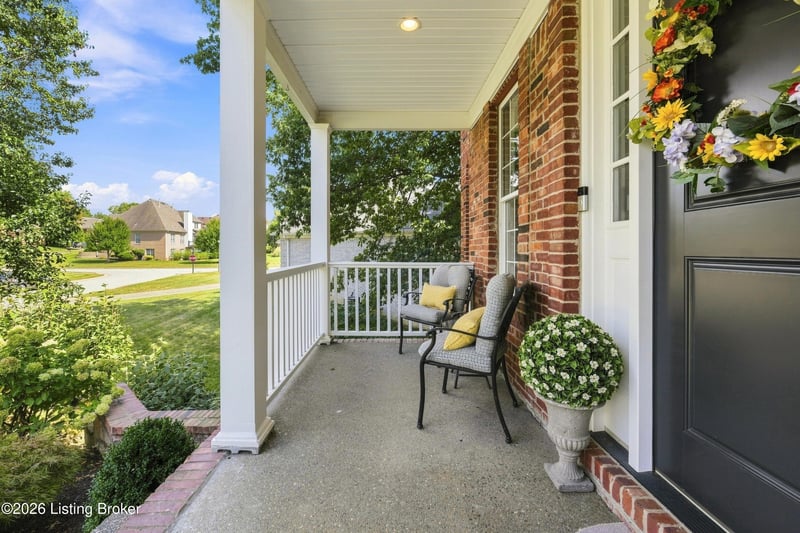 3602 Huntridge Pl, Louisville, KY 40245