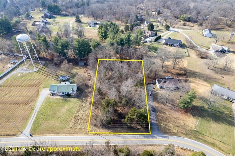 3602 New Moody Ln, La Grange, KY 40031