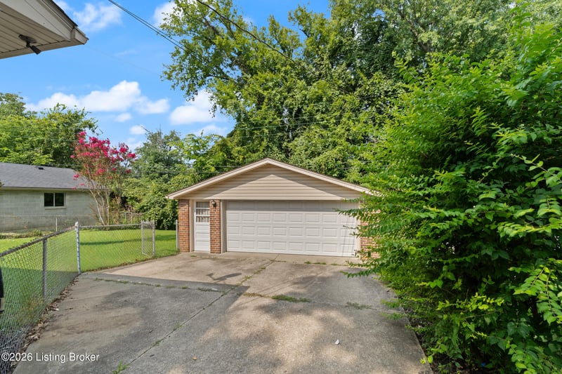 3604 Ethelwood Dr, Jeffersontown, KY 40299
