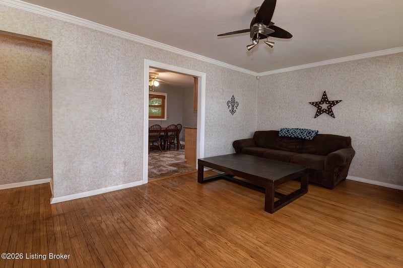 3604 Marlin Dr, Louisville, KY 40299