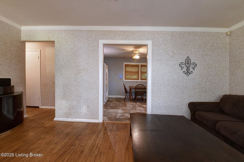 3604 Marlin Dr, Louisville, KY 40299