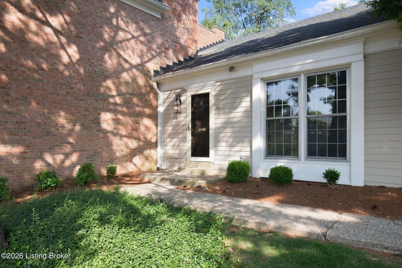 3607 Brownsboro Rd #16, Louisville, KY 40207