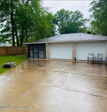 3608 Nellie Bly Dr, Louisville, KY 40213