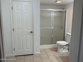 3609 Templewood Dr, Louisville, KY 40219