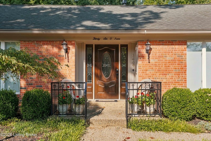 3609 Trail Ridge Rd, Louisville, KY 40241