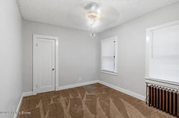 3610 Del Park Ter, Louisville, KY 40211