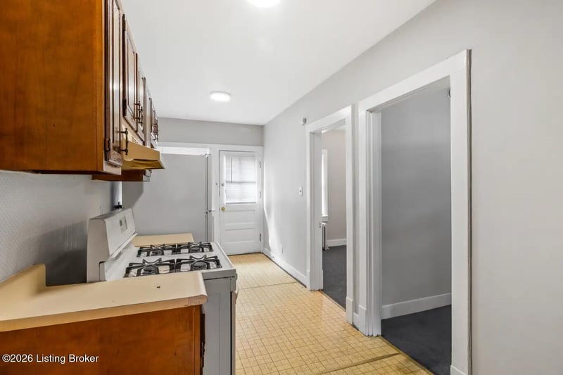 3610 Del Park Ter, Louisville, KY 40211