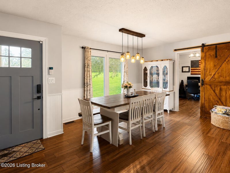 3612 Echo Valley Circle Cir, La Grange, KY 40031