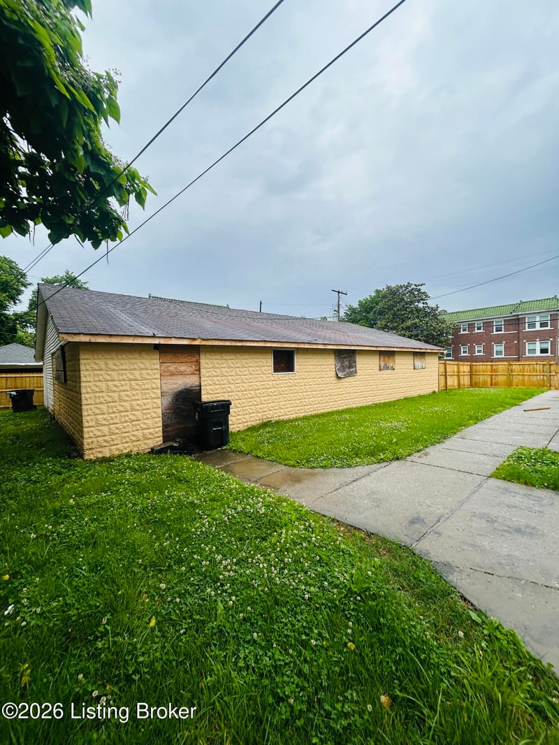 3617 W Broadway, Louisville, KY 40211