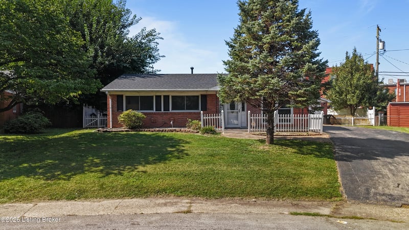 3618 Downing Way, Louisville, KY 40218