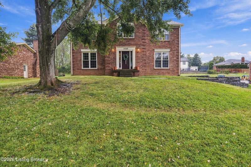 3618 E Locust Cir, Prospect, KY 40059
