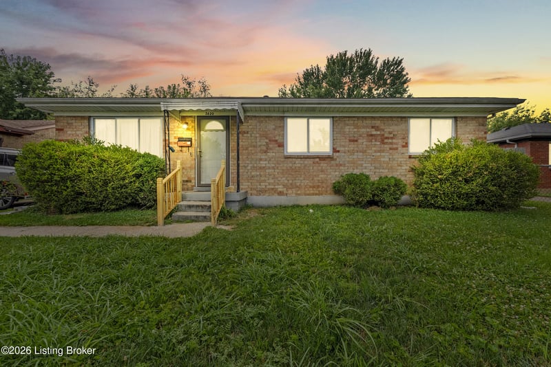 3620 Regatta Way, Louisville, KY 40211