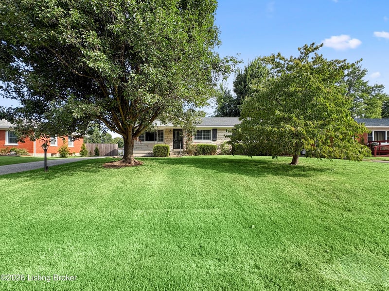 3621 Brendenwood Rd, Louisville, KY 40272
