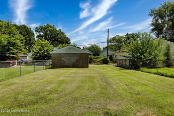 3631 Kahlert Ave, Louisville, KY 40215