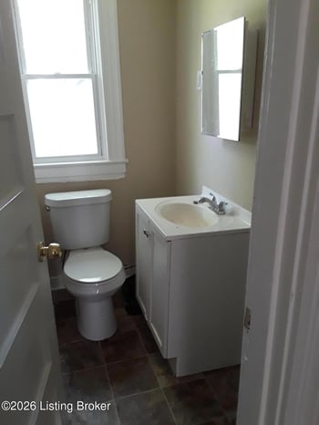 3638 River Park Dr, Louisville, KY 40211