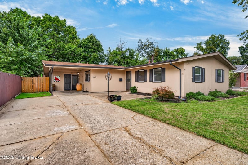 3639 Kelly Way, Louisville, KY 40220