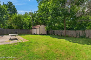 3639 Kelly Way, Louisville, KY 40220