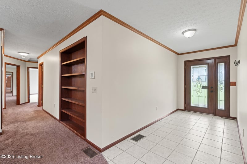 364 Fairview Ln, Shepherdsville, KY 40165