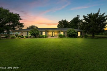 364 Fairview Ln, Shepherdsville, KY 40165