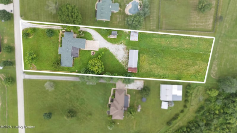 364 Fairview Ln, Shepherdsville, KY 40165