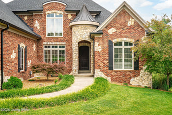 3642 Woodland Lakes Dr, Floyds Knobs, IN 47119