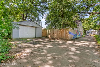 3651 Henry Ave, Louisville, KY 40215