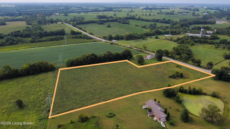 3668 Castle Hwy, Pleasureville, KY 40057