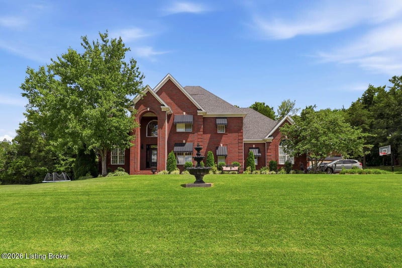 368 Cedar Lake Dr, Taylorsville, KY 40071