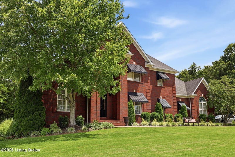 368 Cedar Lake Dr, Taylorsville, KY 40071