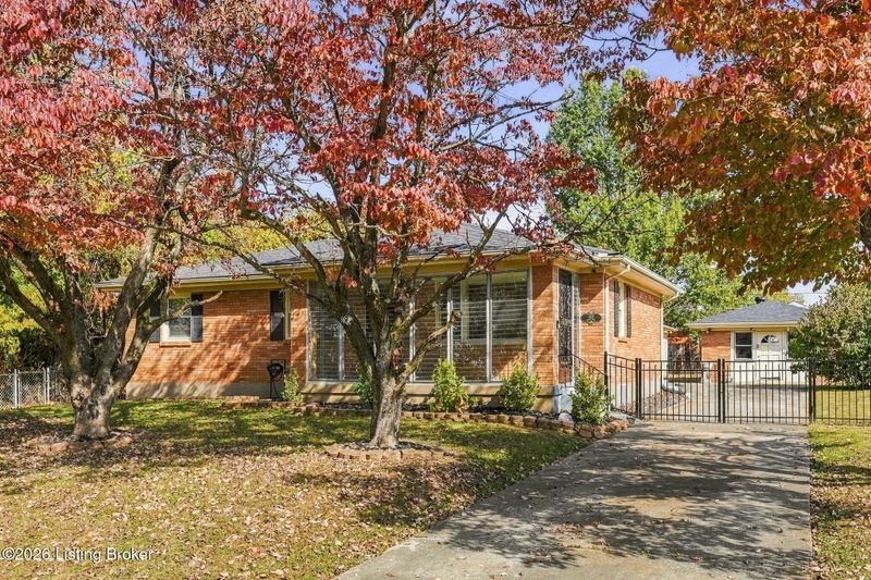 369 Jackie Way, Shepherdsville, KY 40165