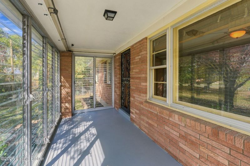 369 Jackie Way, Shepherdsville, KY 40165