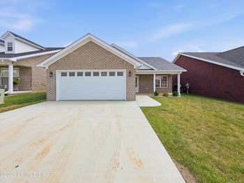 37 Paislynne Ct, Brandenburg, KY 40108